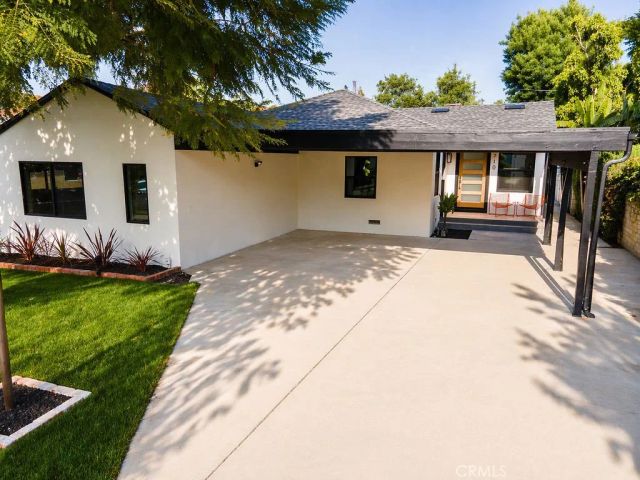 5710 Wilbur, Tarzana, CA 91356