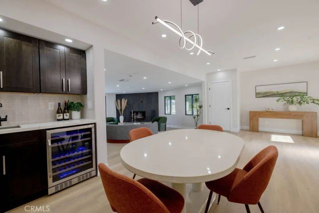 5710 Wilbur, Tarzana, CA 91356