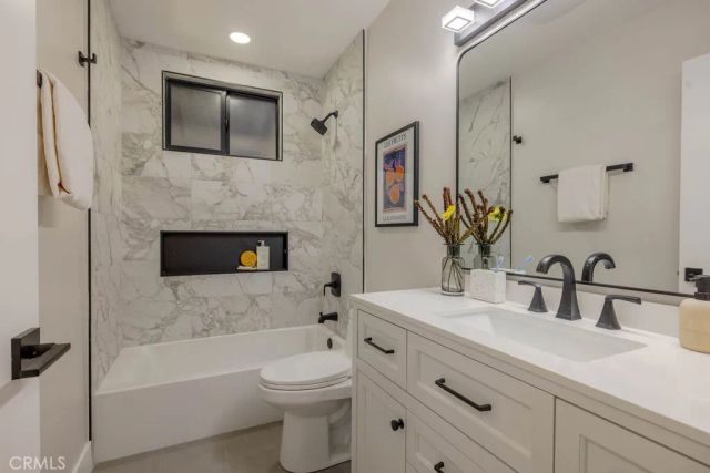 5710 Wilbur, Tarzana, CA 91356