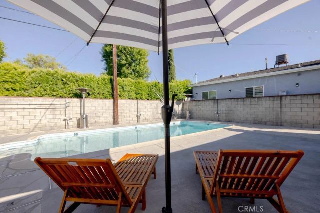 5710 Wilbur, Tarzana, CA 91356