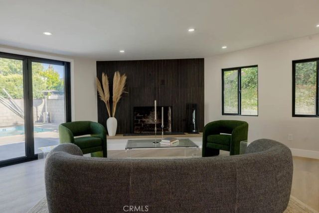 5710 Wilbur, Tarzana, CA 91356