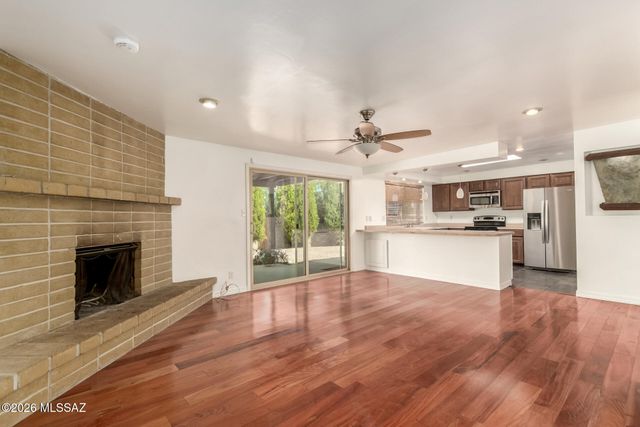 8909 E Palm Tree Drive, Tucson, AZ 85710