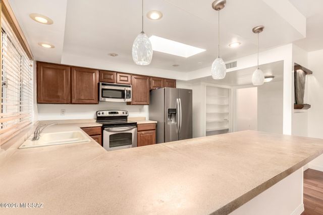 8909 E Palm Tree Drive, Tucson, AZ 85710