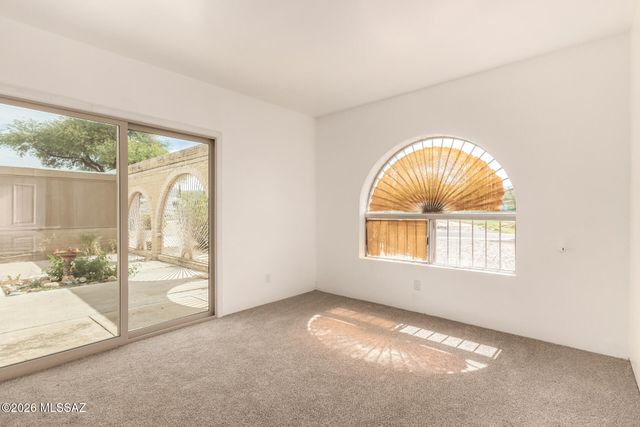 8909 E Palm Tree Drive, Tucson, AZ 85710