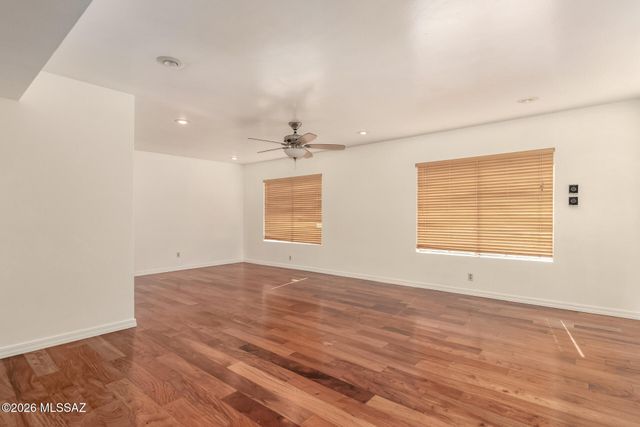 8909 E Palm Tree Drive, Tucson, AZ 85710