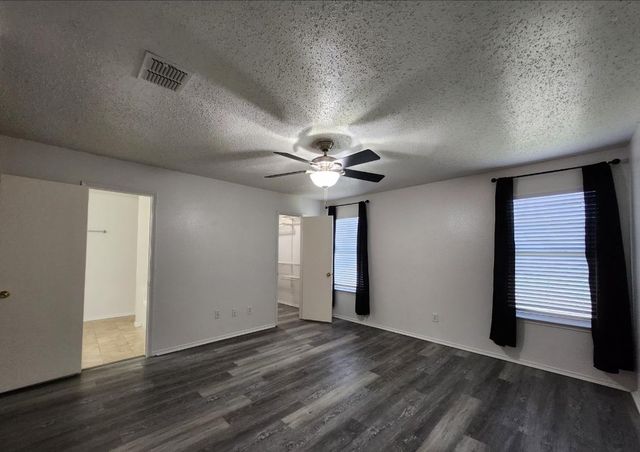 1557 Crown View Drive, Little Elm, TX 75068