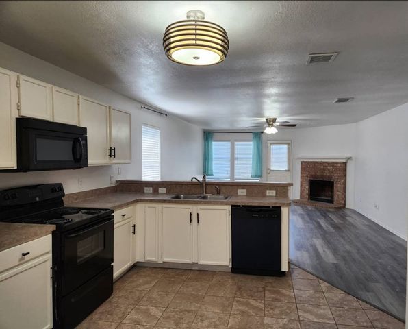 1557 Crown View Drive, Little Elm, TX 75068