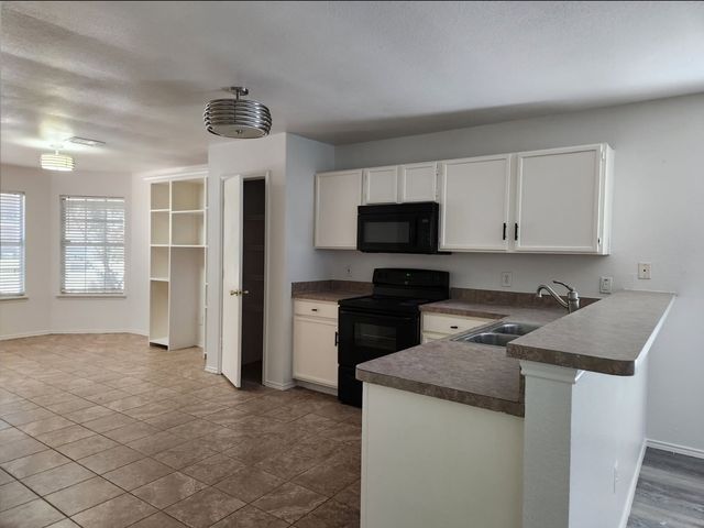 1557 Crown View Drive, Little Elm, TX 75068