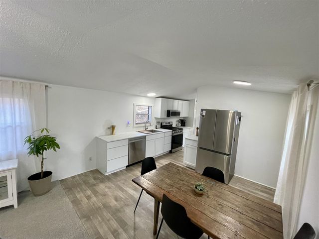 8771 Chain O Lakes Drive, Delton, MI 49046