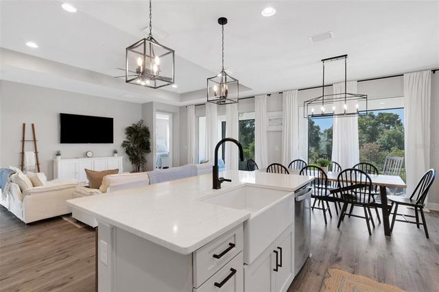 16804 SAVORY MIST CIRCLE, Bradenton, FL 34211
