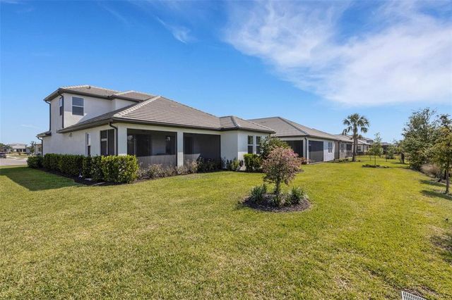 16804 SAVORY MIST CIRCLE, Bradenton, FL 34211