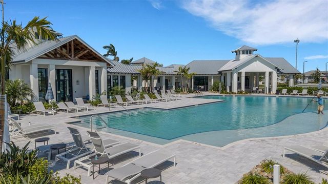 16804 SAVORY MIST CIRCLE, Bradenton, FL 34211