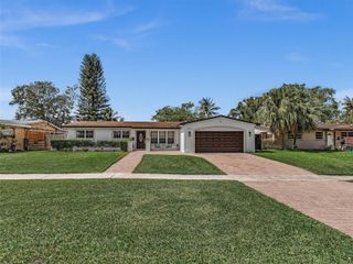 8740 Pasadena Boulevard, Pembroke Pines, FL 33024