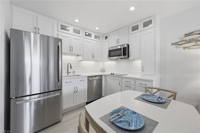 4004 Atlantic Ave Apt CS11, Virginia Beach, VA 23451