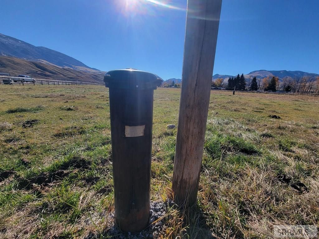 Image 11 of property listing at Lot 20 Golden Leaf Lane, Salmon, ID 83467