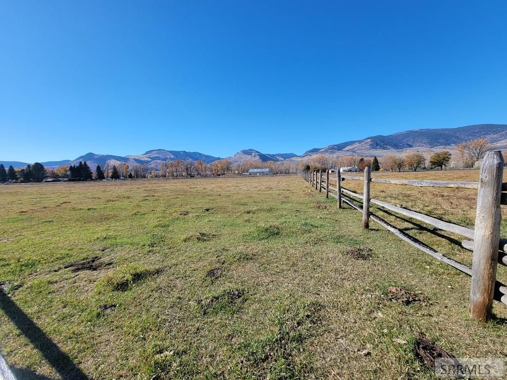 Image 2 of property listing at Lot 20 Golden Leaf Lane, Salmon, ID 83467