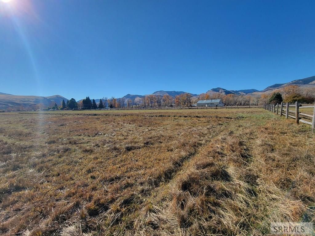 Image 5 of property listing at Lot 20 Golden Leaf Lane, Salmon, ID 83467