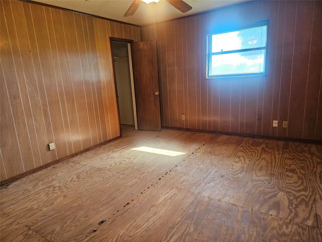 2620 County Road 531, Burleson, TX 76028