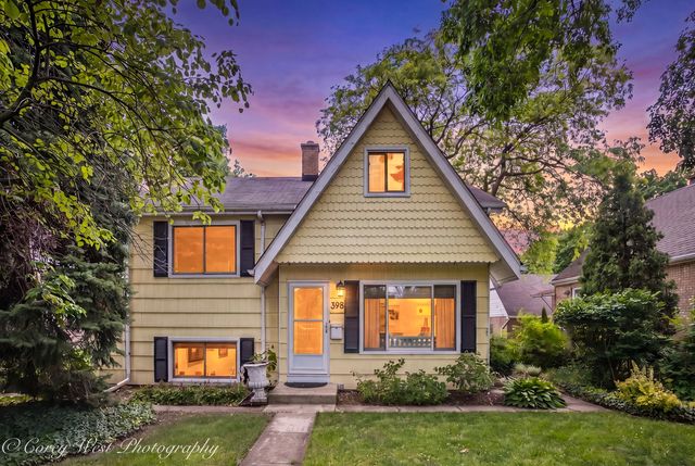 398 W Saint Charles Road, Elmhurst, IL 60126