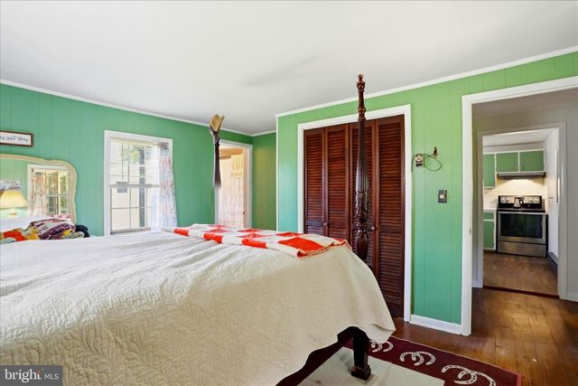 592 WILLINGHAM RD, Charles Town, WV 25414