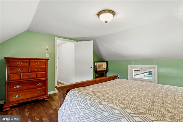 592 WILLINGHAM RD, Charles Town, WV 25414