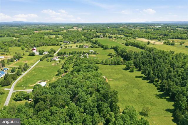 592 WILLINGHAM RD, Charles Town, WV 25414