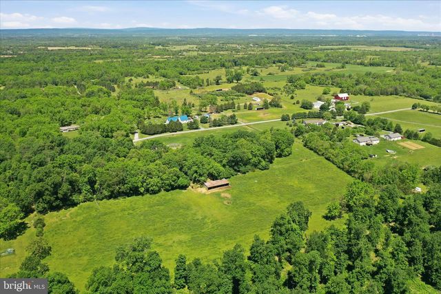 592 WILLINGHAM RD, Charles Town, WV 25414
