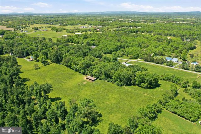 592 WILLINGHAM RD, Charles Town, WV 25414
