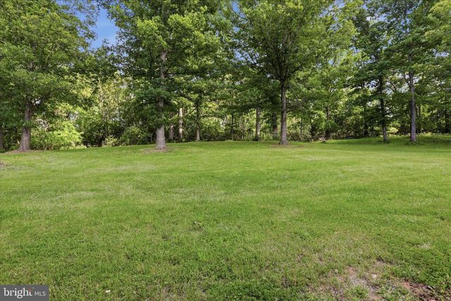 592 WILLINGHAM RD, Charles Town, WV 25414