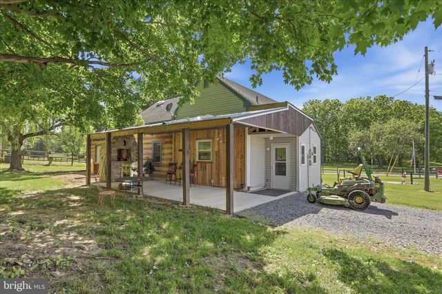 592 WILLINGHAM RD, Charles Town, WV 25414