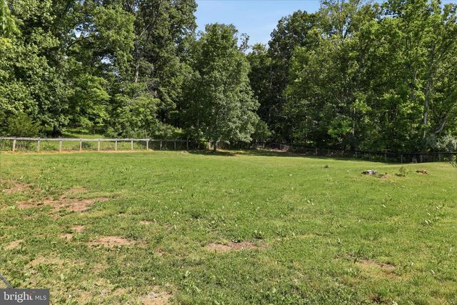 592 WILLINGHAM RD, Charles Town, WV 25414
