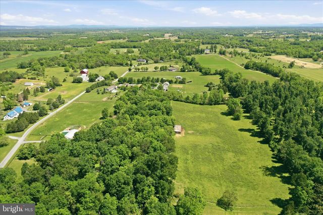 592 WILLINGHAM RD, Charles Town, WV 25414