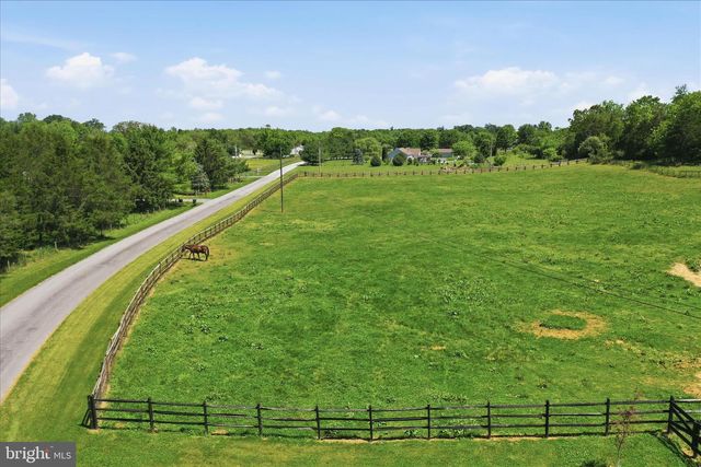 592 WILLINGHAM RD, Charles Town, WV 25414