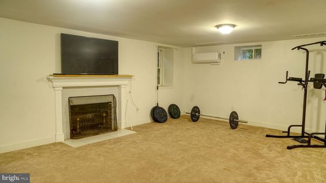 1 DEVELON RD, Elkins Park, PA 19027