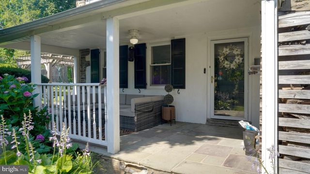 1 DEVELON RD, Elkins Park, PA 19027