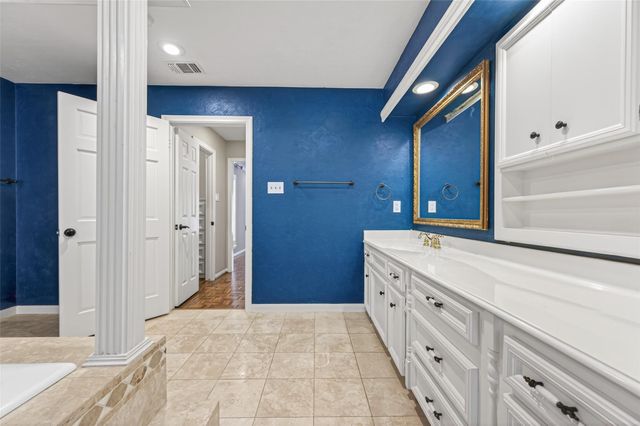 11410 Rothglen Street, Houston, TX 77070