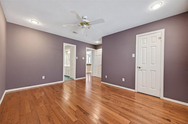 11410 Rothglen Street, Houston, TX 77070