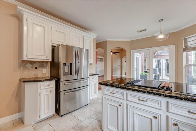 6909 Tournament Drive, Houston, TX 77069