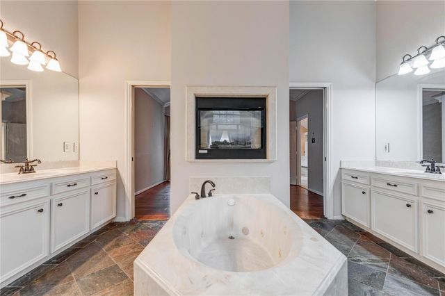 6909 Tournament Drive, Houston, TX 77069