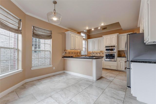 6909 Tournament Drive, Houston, TX 77069