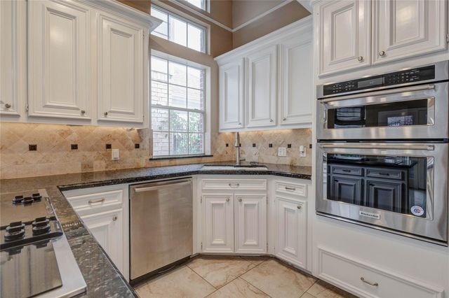 6909 Tournament Drive, Houston, TX 77069