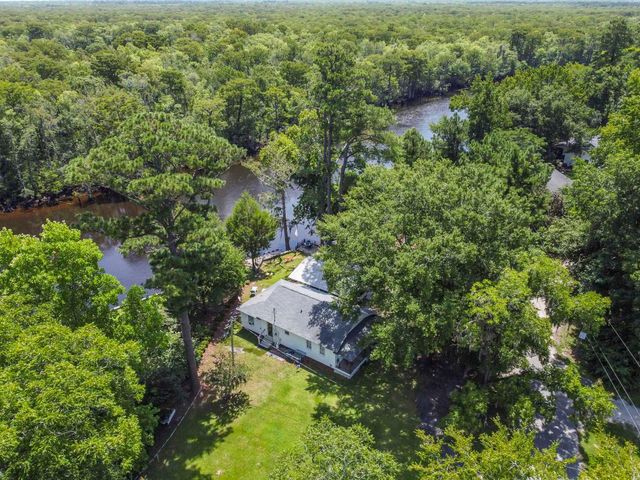 150 Waccamaw Bend Rd., Conway, SC 29527