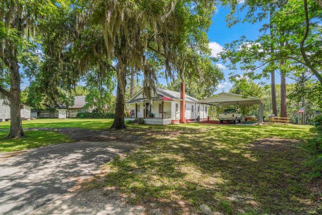 150 Waccamaw Bend Rd., Conway, SC 29527