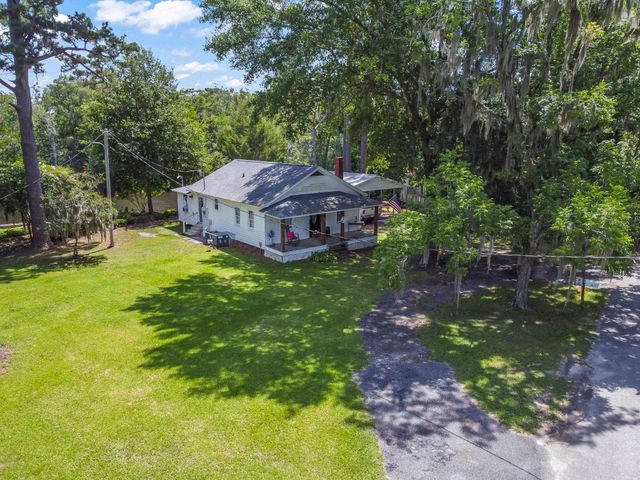 150 Waccamaw Bend Rd., Conway, SC 29527