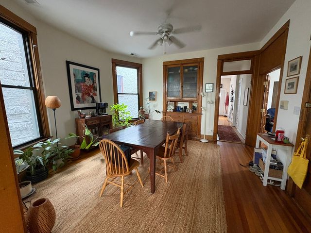 3350 N Kenmore Avenue 3, Chicago, IL 60657