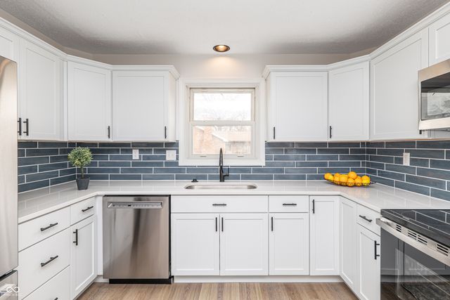 477 S Restin Road, Greenwood, IN 46142