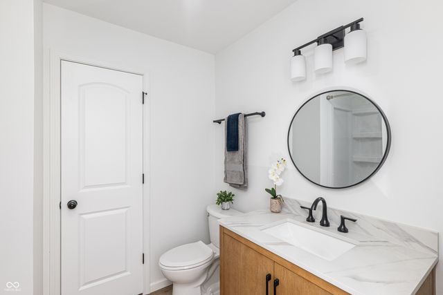 477 S Restin Road, Greenwood, IN 46142