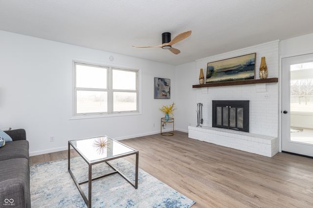 477 S Restin Road, Greenwood, IN 46142