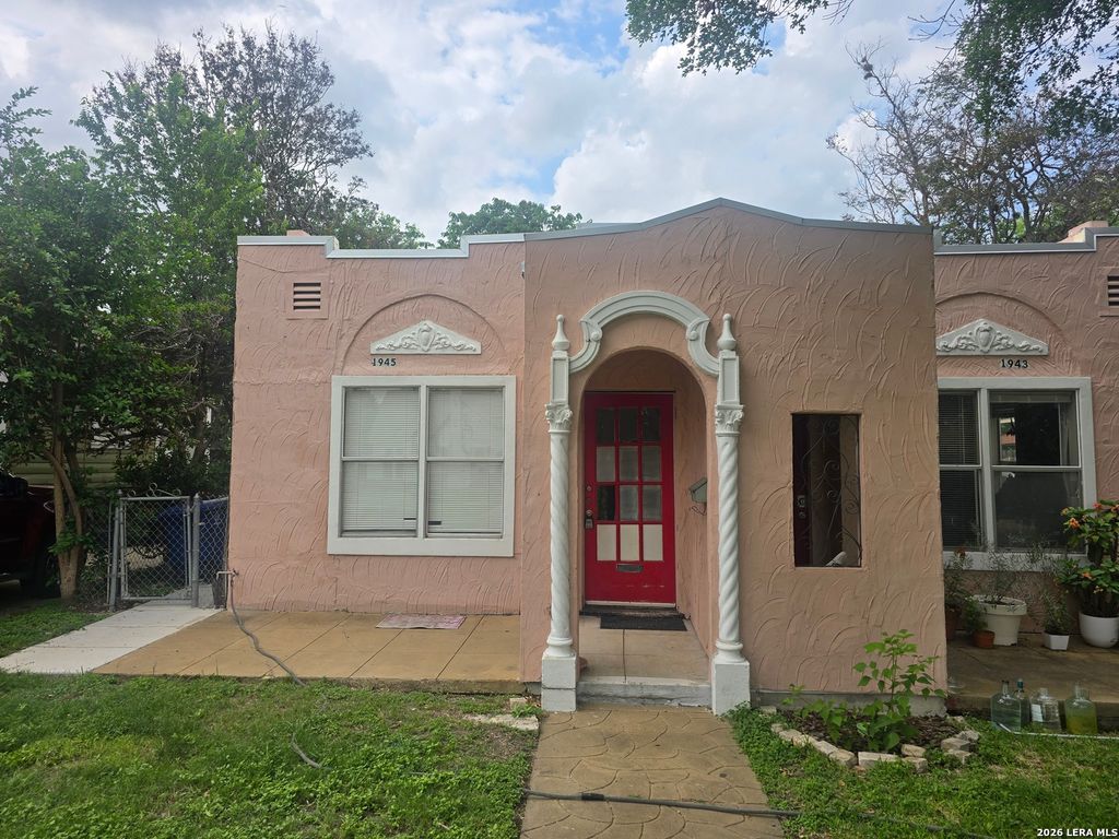 1945 W HUISACHE AVE, San Antonio, TX 78201