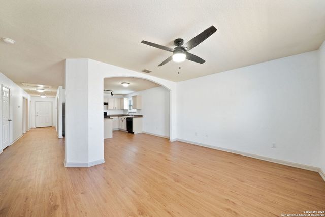 5706 TEXAS CYN, San Antonio, TX 78252
